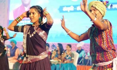 राजिम कुंभ मेला में डेली महानदी की महाआरती, लोककला और लोकसंस्कृति की प्रस्तुतियों ने बांधा समां, रचा उत्सव जैसा माहौल