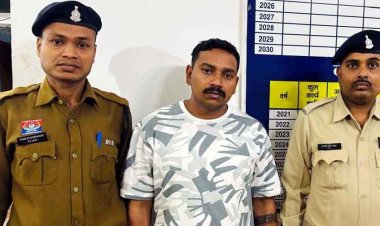 रायपुर में मंदिर के पीछे आरक्षक हेरोइन समेत गिरफ्तार, पुलिस ने NDPS एक्ट में हिमांशु बर्मन के खिलाफ किया FIR दर्ज, महकमे में मचा हड़कंप