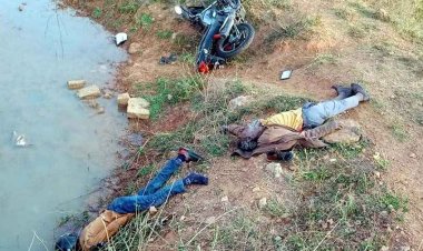 पुल से गिरी तेज रफ्तार बाइक, दशगात्र कार्यक्रम में शामिल होने आए पिता-पुत्र की सड़क हादसे में दर्दनाक मौत, रात भर तड़पता रहा एक घायल, पसरा मातम