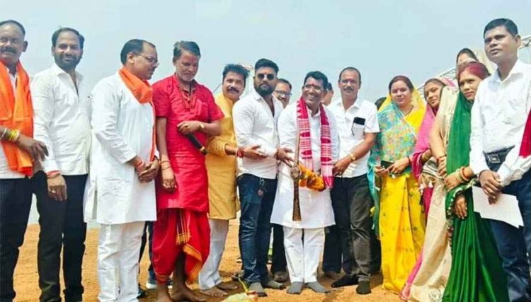 PWD विभाग की घोर अनदेखी का शिकार बना राजिम का 4 लेन सड़क भूमिपूजन!, नेताओं की अनदेखी, पत्रकारों को नहीं बुलाया, खाली कुर्सियां बनी चर्चा