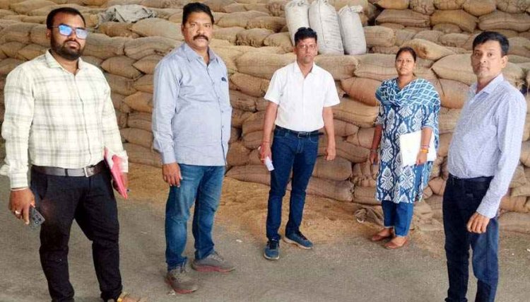 कुरूद की अमृत एग्रोटेक राइस मिल में बड़ी अनियमितता उजागर, खाद विभाग की दबिश, 41 हजार क्विंटल से ज्यादा चावल जमा करना बकाया, केस दर्ज