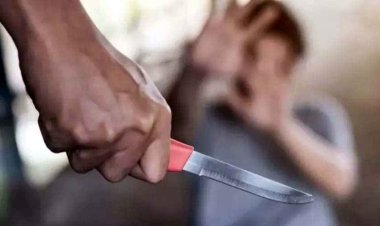 जन्मदिन पार्टी से लौट रहे युवकों पर अज्ञात बदमाशों ने किया चाकू से हमला, मोबाइल फोन छीनकर फरार, 3 गंभीर रूप से घायल, इलाके में दहशत का माहौल