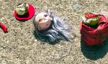 एनजीओ कार्यालय के बाहर संदिग्ध तांत्रिक क्रिया, पुतले का सिर और लाल कपड़े में कटा नींबू-मिर्च, दहशत में कर्मचारी, शिकायत दर्ज, जांच में जुटी पुलिस