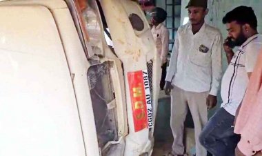 नशे में धूत बाइक सवार को बचाने के चक्कर में SDM की सरकारी बोलेरो दुर्घटनाग्रस्त, ड्राइवर और आरक्षक गंभीर रूप से घायल, एसडीएम को मामूली चोटें