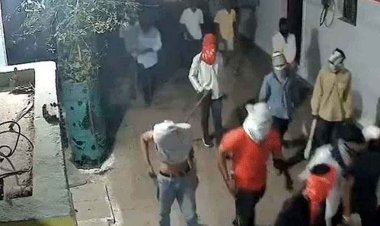 20 से ज्यादा नकाबपोशों ने आधी रात परिवार पर किया जानलेवा हमला, घर के सामने पेशाब करने से रोका तो लाठी-डंडे से पीटा; 4 महिलाएं घायल