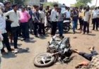 हाइवा बैक करने के दौरान चपेट में आया बाइक सवार युवक, मौके पर मौत, ग्रामीणों ने किया चक्का जाम, इलाके में शोक और आक्रोश का माहौल, आरोपी फरार