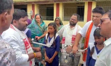 सरकारी साइकिल वितरण में गुणवत्ता पर उठे सवाल, भाजयुमो के पूर्व प्रदेश अध्यक्ष रवि भगत ने किया जांच और जिम्मेदार आधिकारियों पर कार्यवाही की मांग