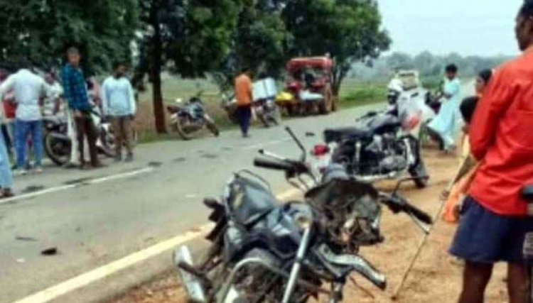 तेज रफ्तार का कहर, दो बाइक की आमने-सामने जोरदार टक्कर, बुजुर्ग समेत दो युवकों की दर्दनाक मौत, तीसरा जिंदगी की लड़ रहा जंग