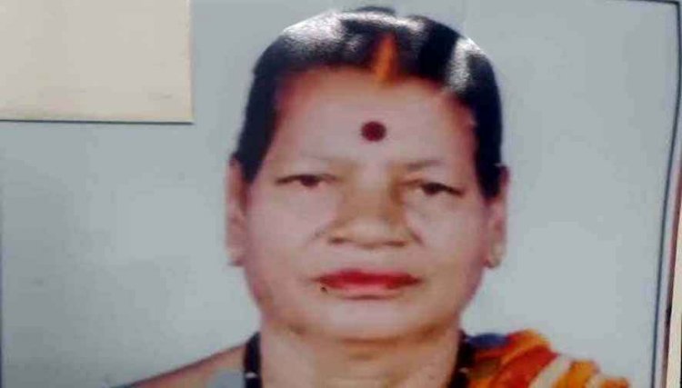 लापता 55 वर्षीय महिला का मिला अर्धनग्न शव, पत्थर से सिर कुचला, इलाके में फैली सनसनी, धुश्कर्म के बाद मर्डर की आशंका, PM से खुलेगा हत्या का राज