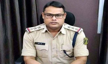 कर्मचारी के साथ युवकों ने की जमकर मारपीट, पुलिस ने नहीं लिखी रिपोर्ट, पीड़ित युवक रहस्यमय ढंग से लापता, थाने में मचा हड़कंप, थाना प्रभारी लाइन अटैच 