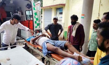 ट्रक ने कार को मारी टक्कर, तीज नहावन में आरंग जा रहे परिवार के 6 लोगों की हालत नाजुक, दो घायल रायपुर रेफर, फरार चालक की तलाश में जुटी पुलिस