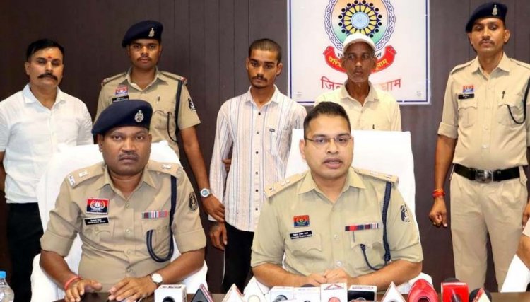 कबीरधाम में 12.50 लाख की चोरी, छत के रास्ते घर में घुसा बेटा, पिता के साथ मिलकर बदलते रहे ठिकाने, पिता-पुत्र दोनों गिरफ्तार, 11.53 लाख रुपये बरामद