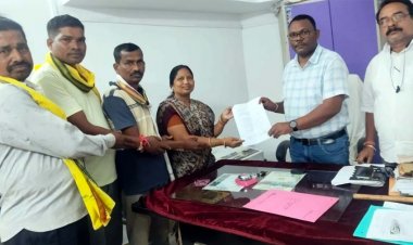 शिक्षकों की प्रतिनियुक्ति पर ग्रामीणों में जमकर आक्रोश, 75 स्कूल एक टीचर के भरोसे, 6 शिक्षक विहीन, लाटापारा हाई स्कूल में 49 बच्चों की पढ़ाई प्रभावित