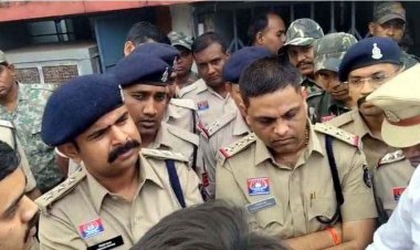 महिला SI पर मोबाइल छीनने-थप्पड़ मारने का आरोप, भाजयुमो कार्यकर्ताओं का थाने में हंगामा, सीनियर अधिकारियों ने कराया समझौता