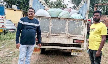 देवभोग में ओडिशा से अवैध धान परिवहन पर बड़ी कार्रवाई, पिकअप समेत 40 बोरी धान जब्त, तहसीलदार-आगे भी लगातार जारी रहेगी कार्रवाई