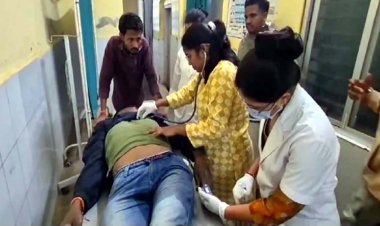 दर्दनाक सड़क हादसा, पेड़ से टकराई तेज रफ्तार बोलेरो, दशहरा उत्सव का कार्यक्रम देखने जा रहे सेना के जवान की मौत, पांच घायल, पसरा मातम