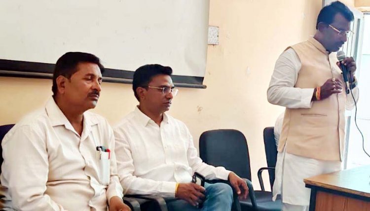 फिंगेश्वर में बालिका शिक्षा, लैंगिक समानता और बहु-कक्षा शिक्षण को लेकर 268 शिक्षकों का प्रशिक्षण, राजिम विधायक रोहित साहू हुए शामिल